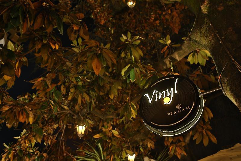 Padam Boutique Hotel Тирана Экстерьер фото